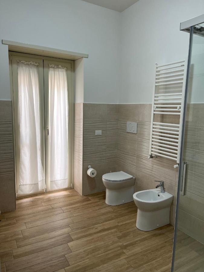 Bed&Breakfast Del Viaggiatore Fondi Exterior photo